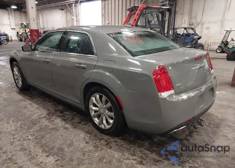 2019 Chrysler 300 Touring L Awd from USA, damaged, VIN 2C3CCARG8KH524137